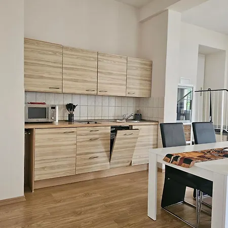 African Style In Kleinwelka * 바우트젠